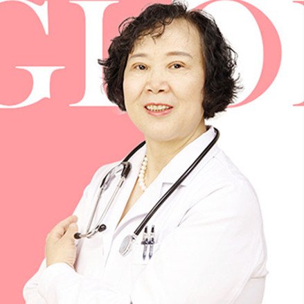 王明华