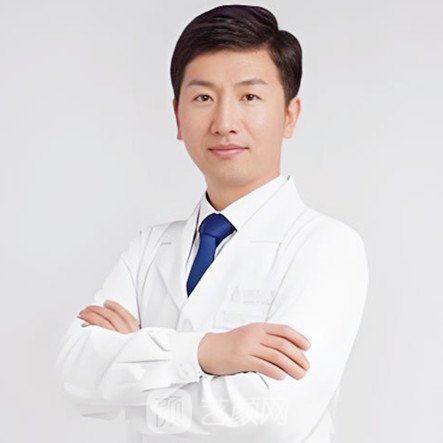 许亮