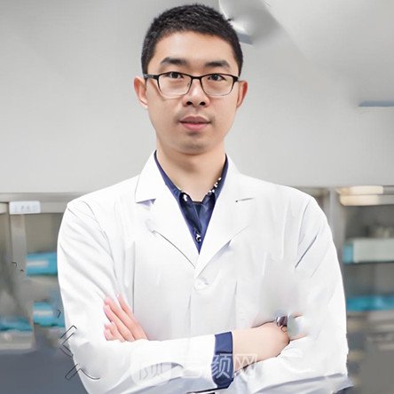 李鹤