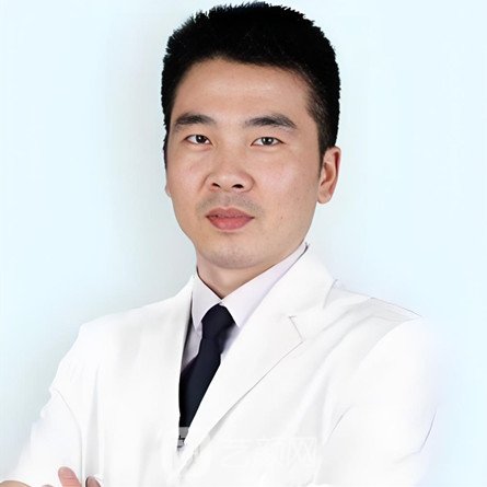 王俊