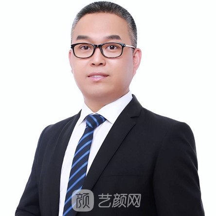 侯锋玉