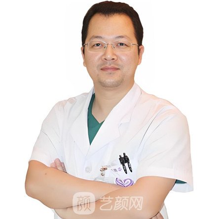 罗秋雄