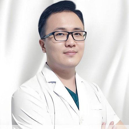 刘恿铂
