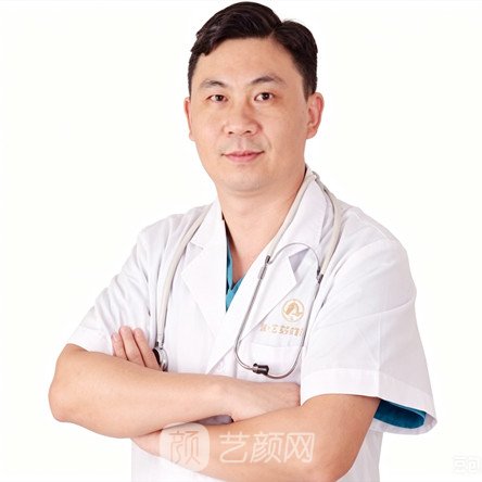 肖亮