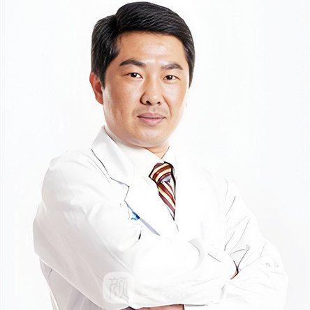 杨国峰