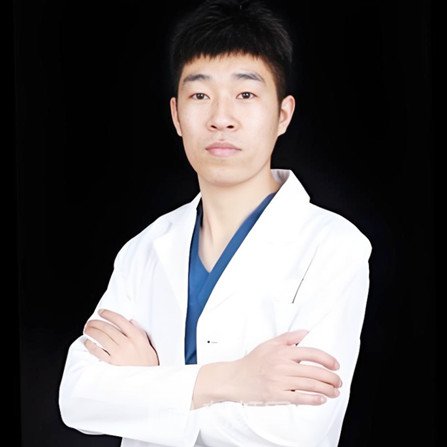 于伟亮