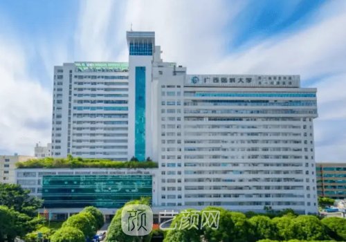 广西哪家植发好?热门医院