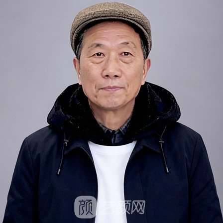 戴潜雄