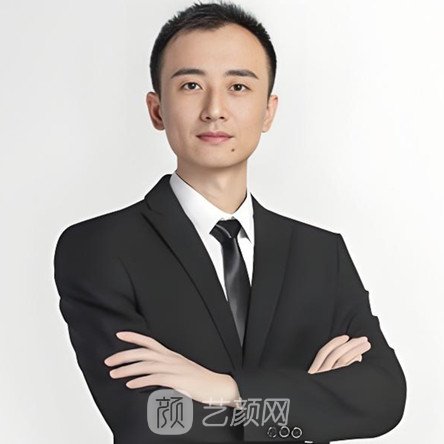 李津津
