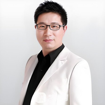 吴艾竞
