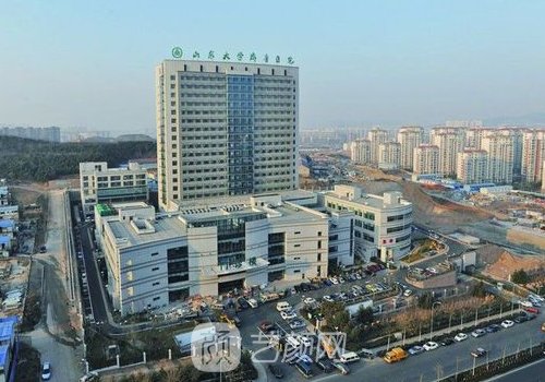 齐鲁医院隆鼻多少钱?玻尿