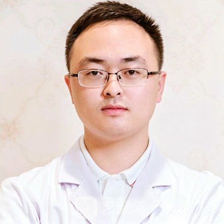 曹腾