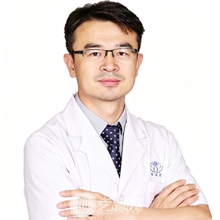 范少明