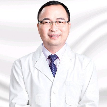 李康勇
