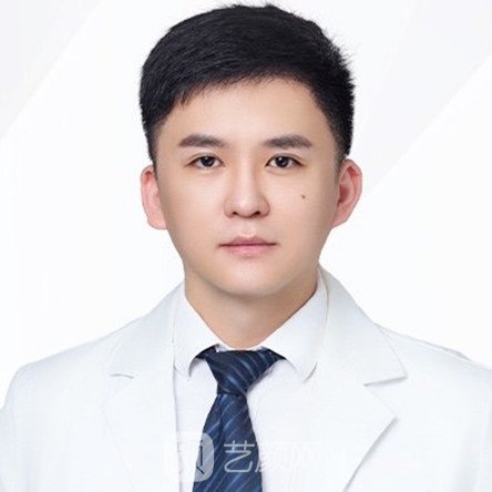 黄俊超