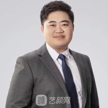 闫琪浩