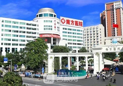 广州鼻修复哪个医生好?罗