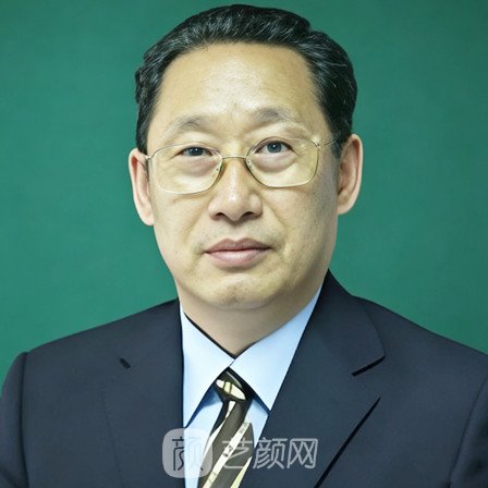 韩弘燮