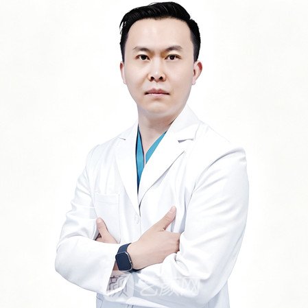 王飞