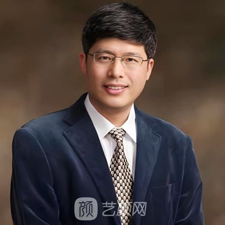 万伟东