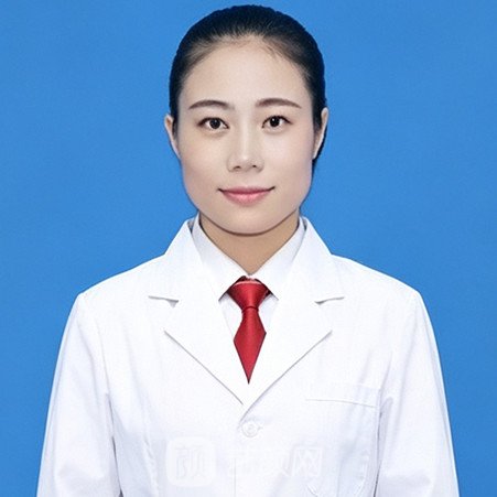 巫尾英