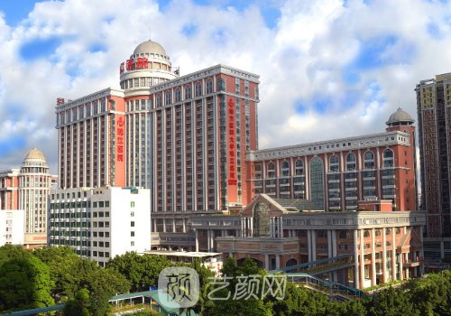 广州珠江医院隆胸价格是