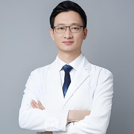 张群