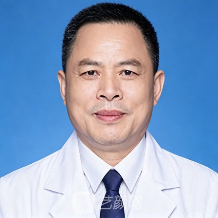 邓国三