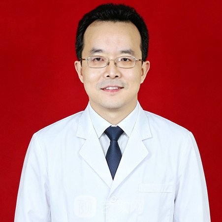 匡斌