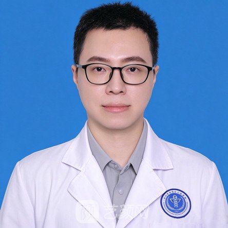 袁湧佳