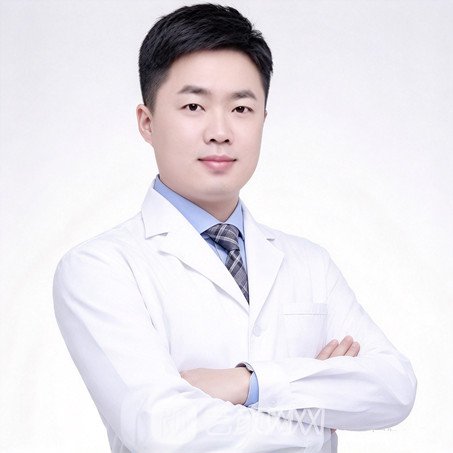 黄清华