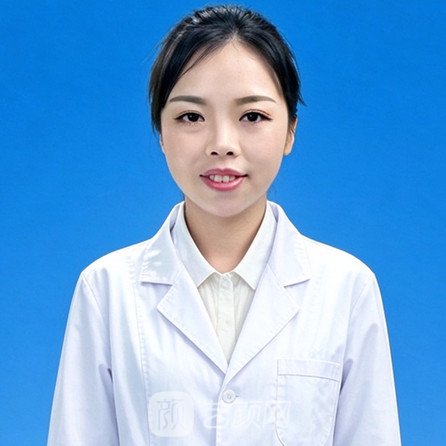 王露