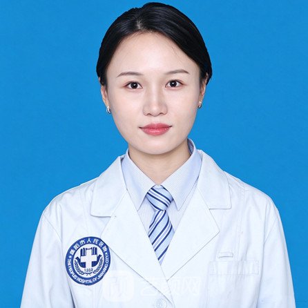 李林玲