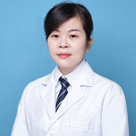 吴美华