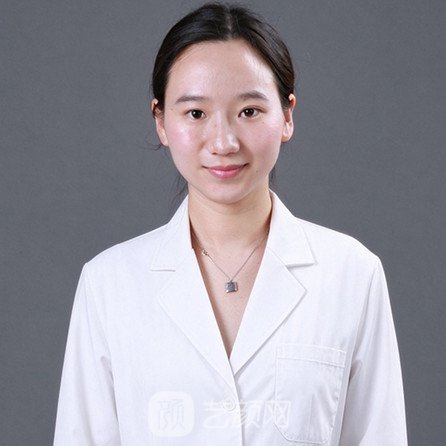 潘蕾