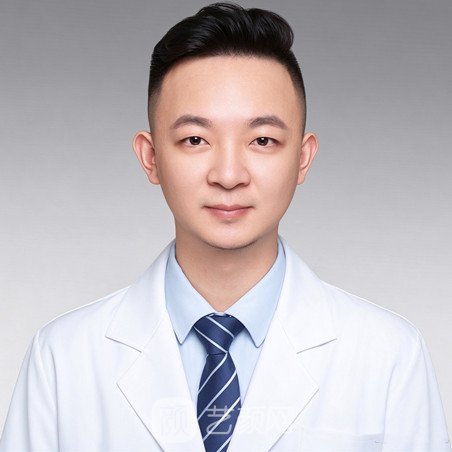 龚薛