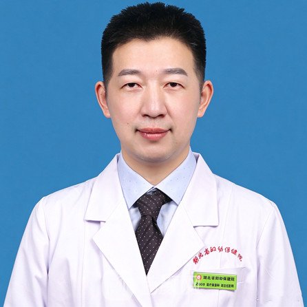 谭明