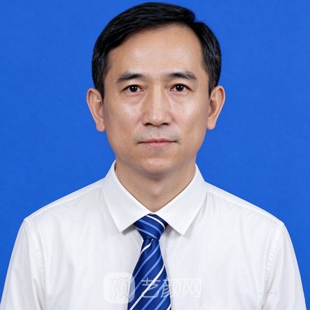 李铨