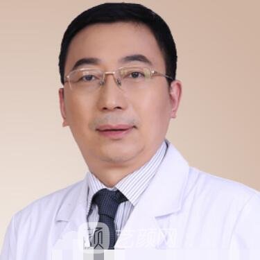 黄罡
