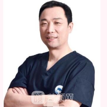 邱承林