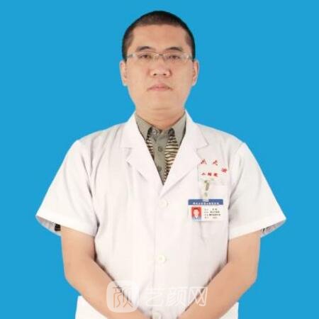 李钢