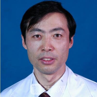 李新庆