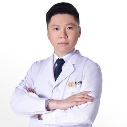 张赫