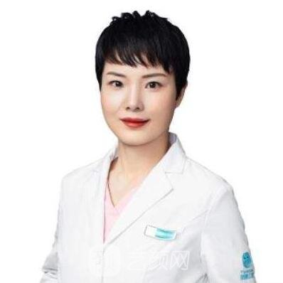张亚