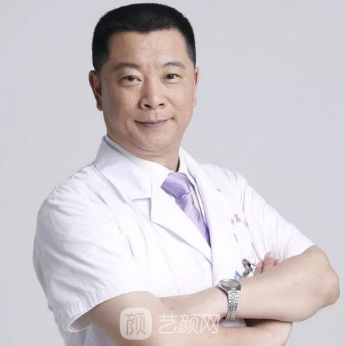 刘鸿