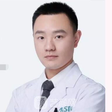 陈炜