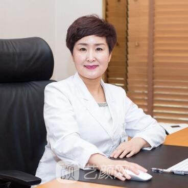 李冬颖