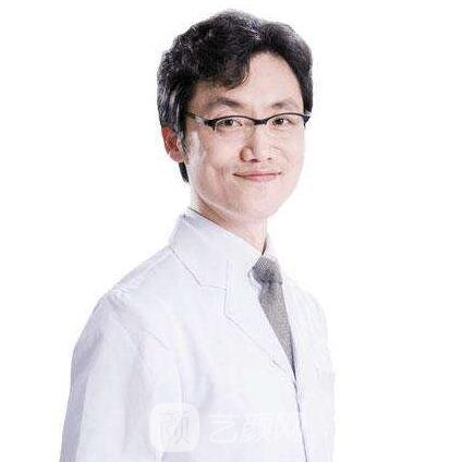 尹度龙
