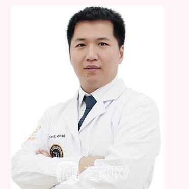 胡炯辉