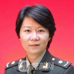 查玮